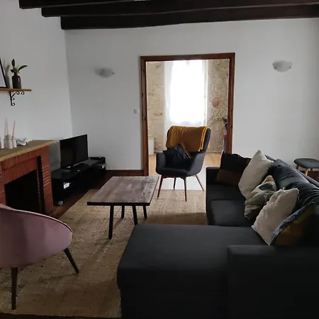 Dans Maison Quercynoise * Le Boulvé