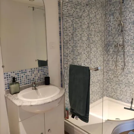 Dans Maison Quercynoise